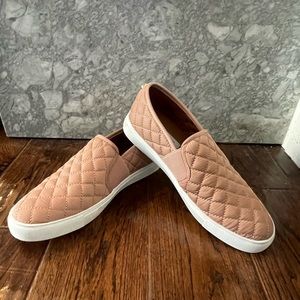 NWOT Steve Madden shoes